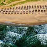 Marina Sands Bijou Boutique - Excellent Choice For Travelers Visiting 2-4p Guest house Obzor