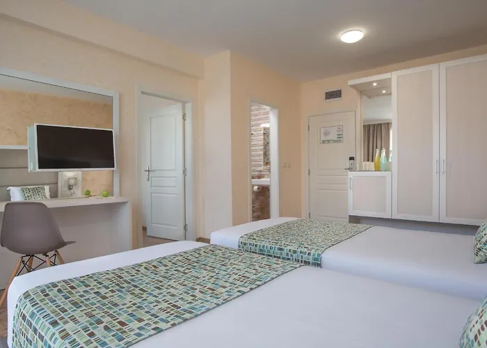 Guest house Marina Sands Bijou Boutique - Excellent Choice For Travelers Visiting 2-4p Obzor