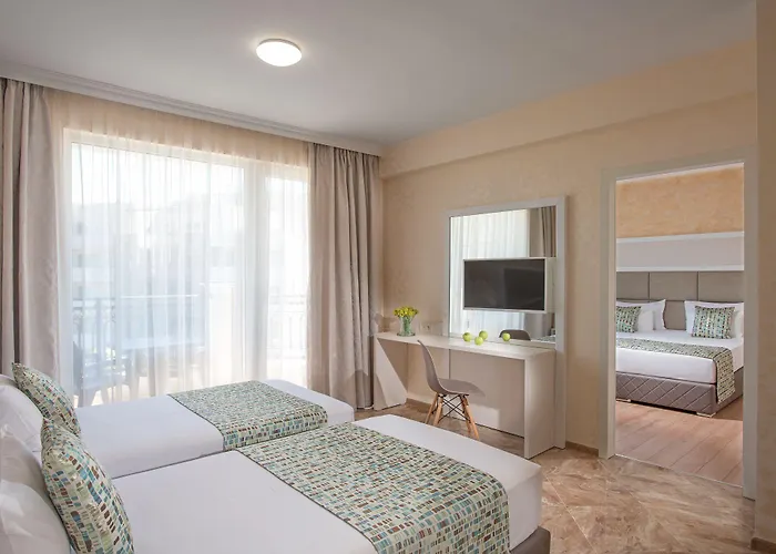Marina Sands Bijou Boutique - Excellent Choice For Travelers Visiting 2-4p Obzor